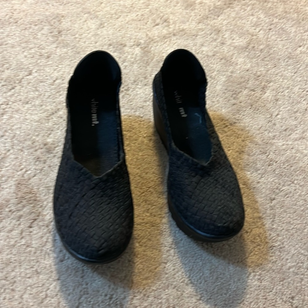 Whit mt. Cleopatra Slip On Elastic Platform size 8.5